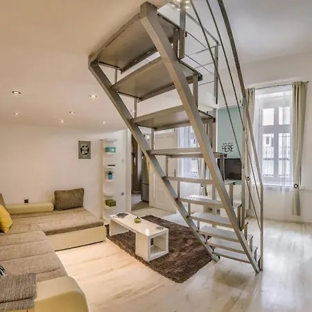 Apartment Liberty Bridge *